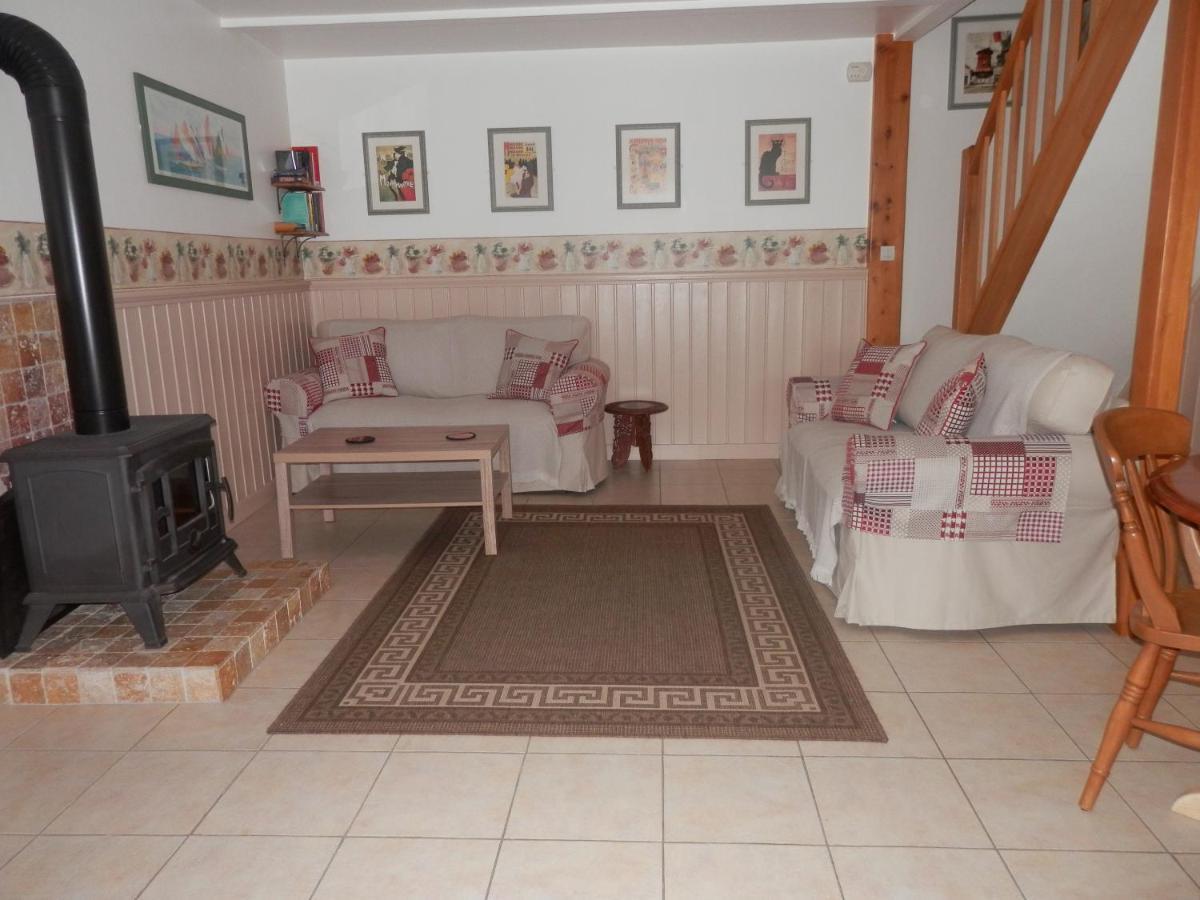 Maison de Laura Salsigne Extérieur photo