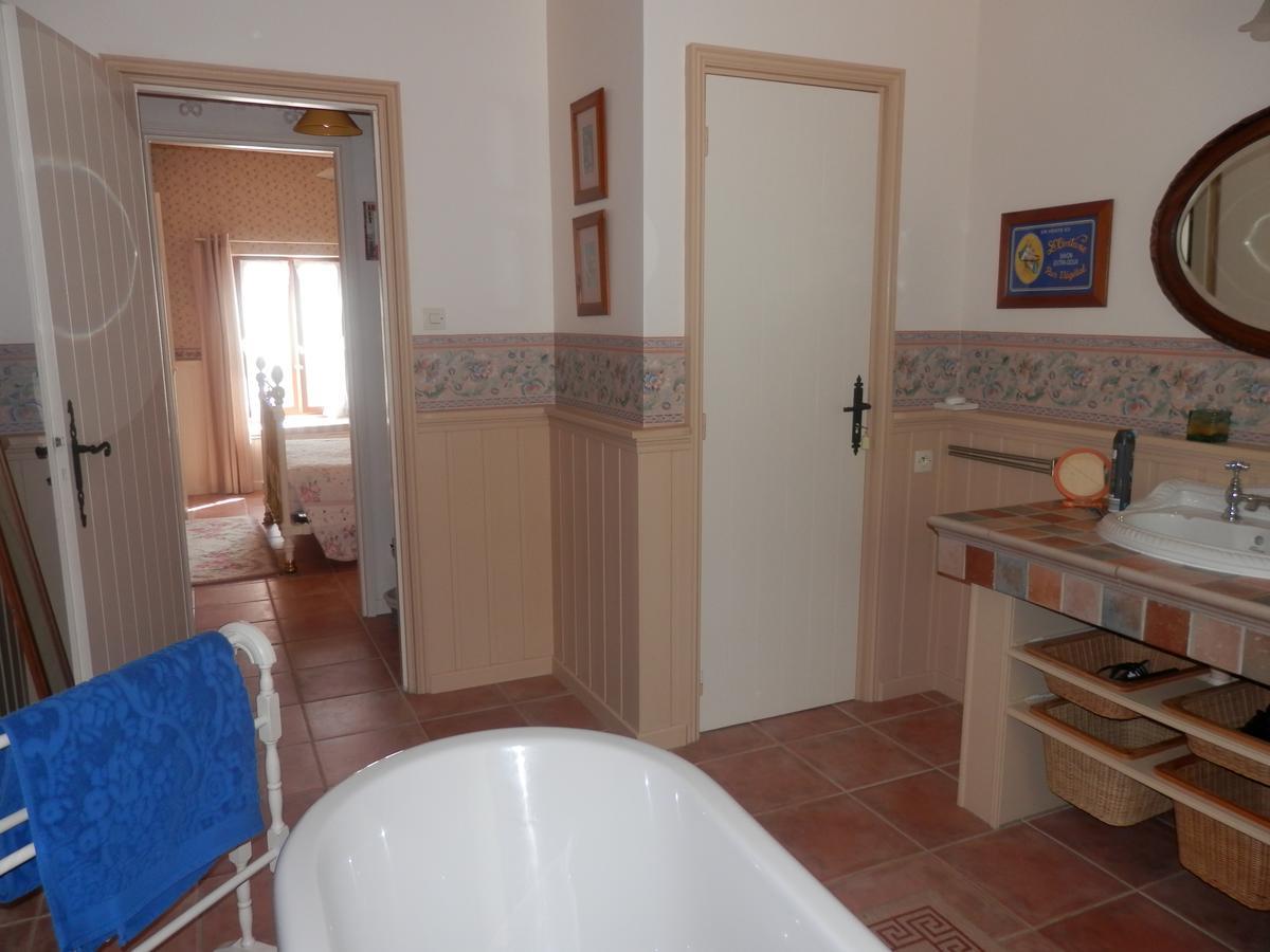 Maison de Laura Salsigne Chambre photo